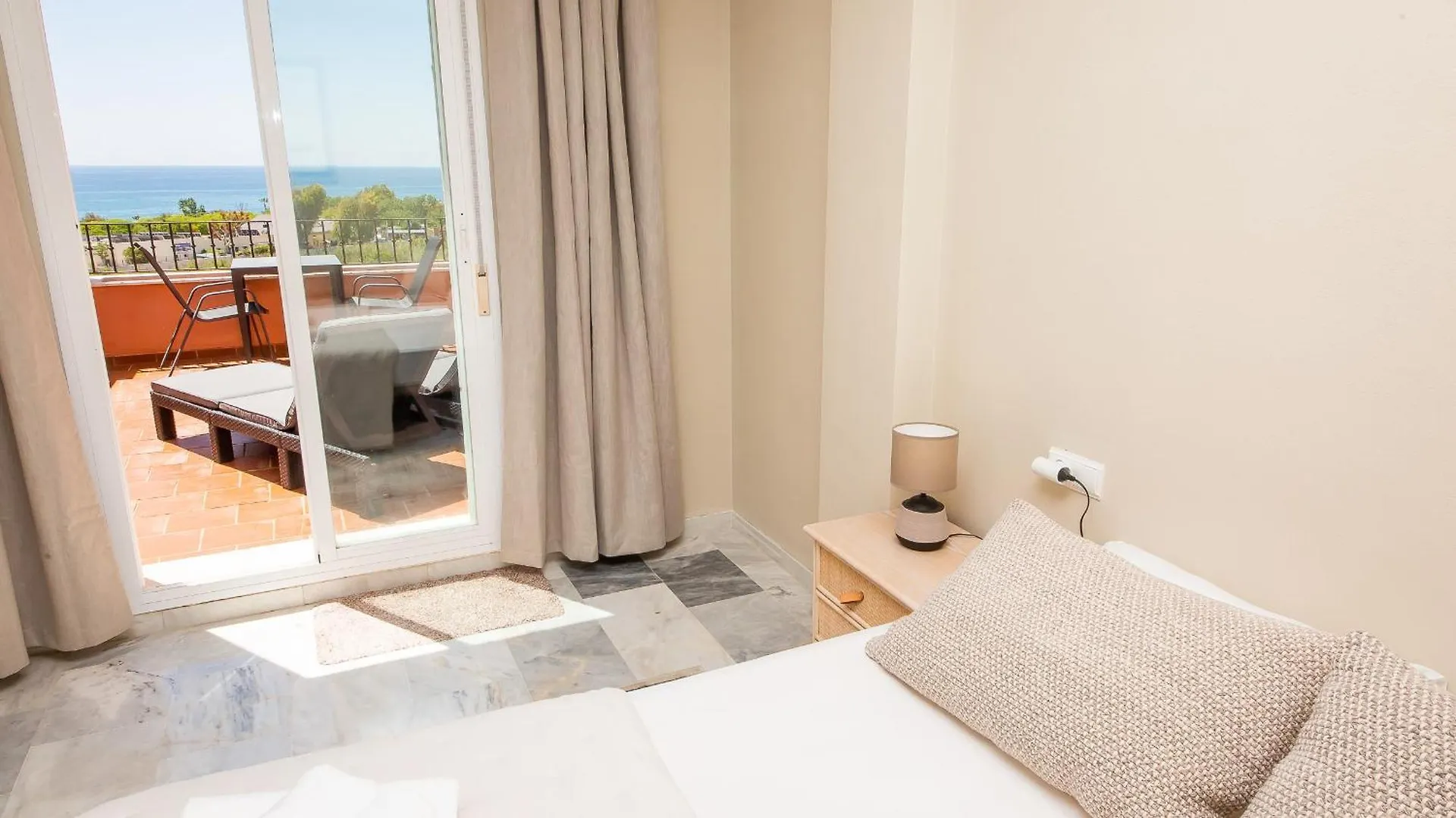 Apartment Los Hidalgos Golf 8G1 Manilva Spain